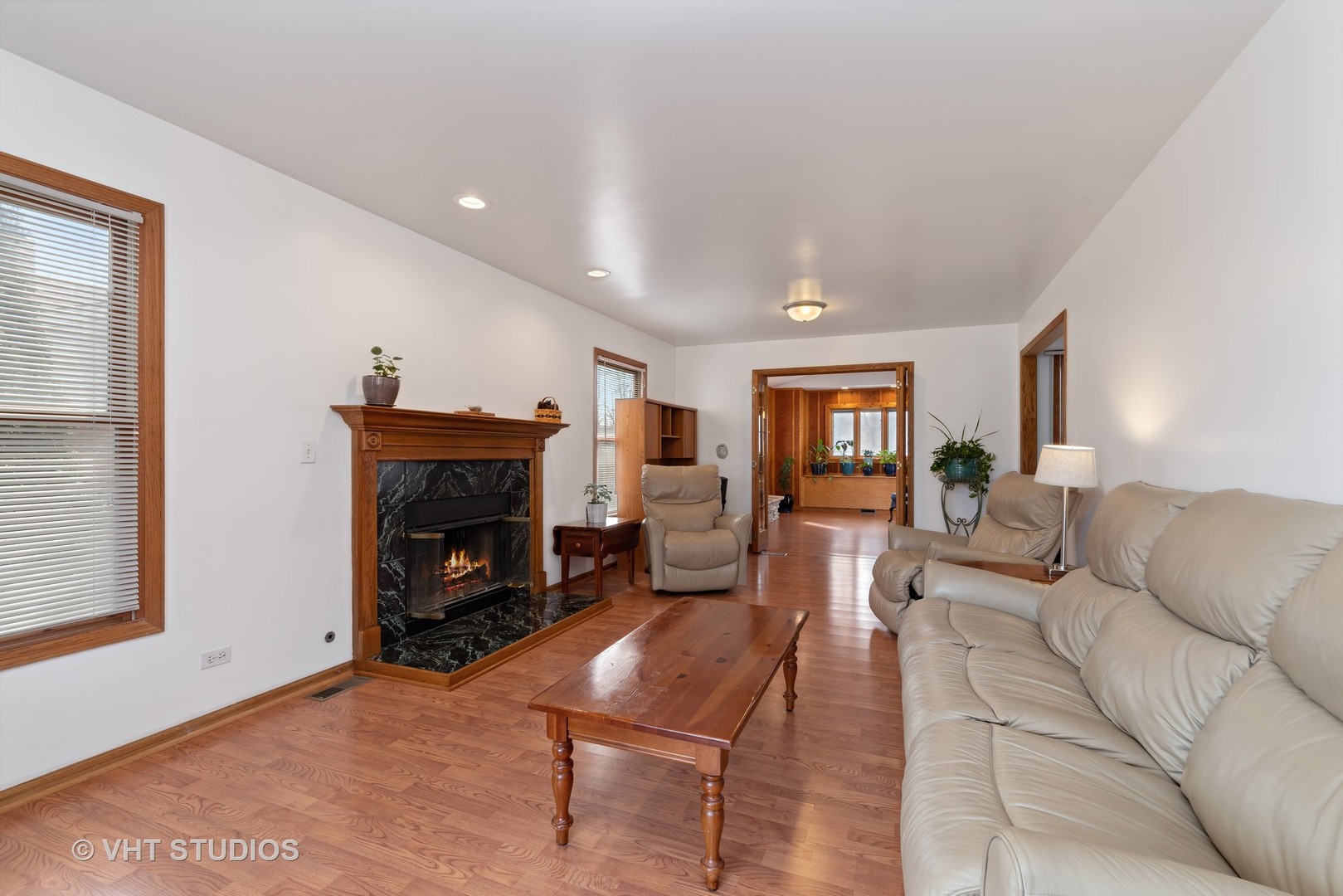 1130 Meadow Road Northbrook, IL 60062 - Photo 5 of 19