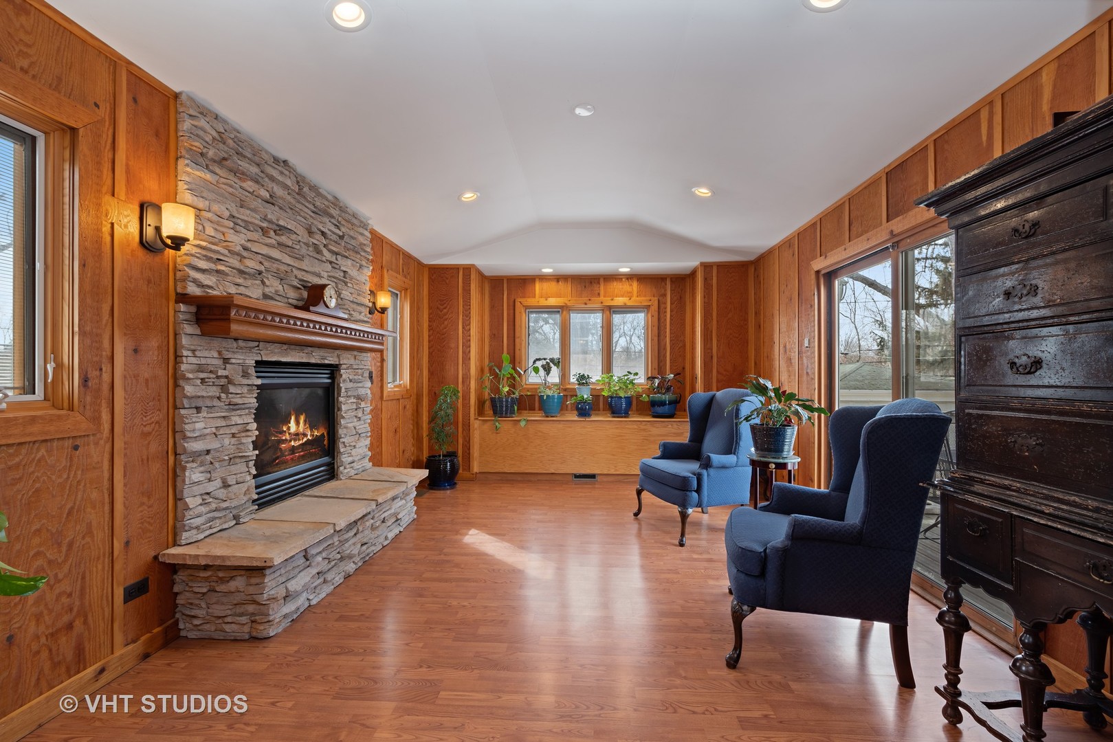 1130 Meadow Road Northbrook, IL 60062 - Photo 6 of 19