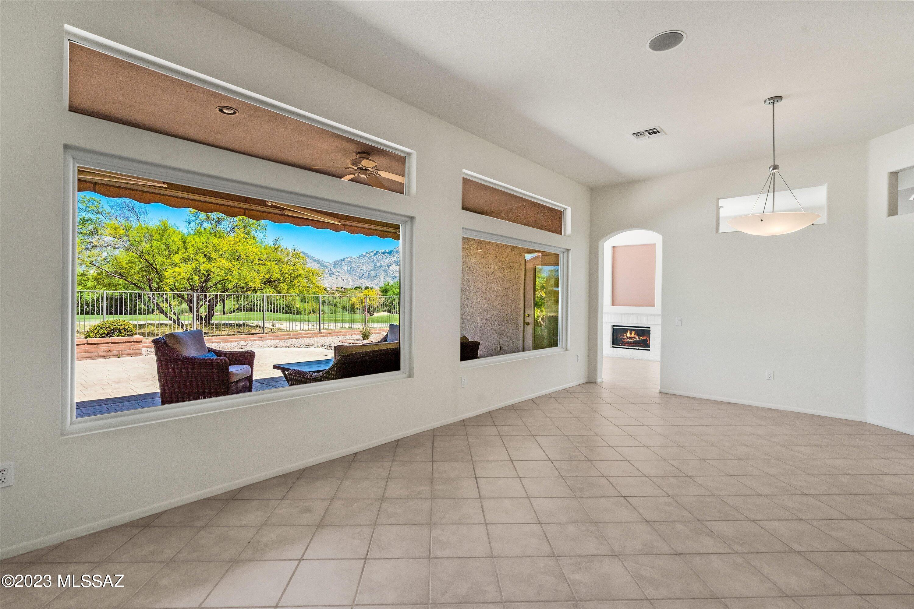 13618 North Pima Spring Way Oro Valley, AZ 85755 - Photo 12 of 34