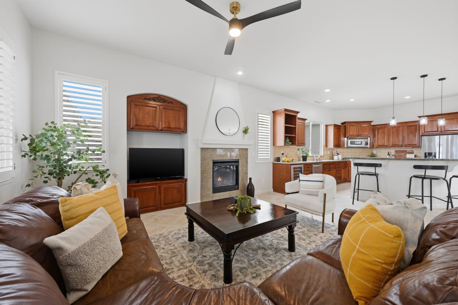 8537 Bridgestone Crescent Road Roseville, CA 95747 - Photo 14 of 64