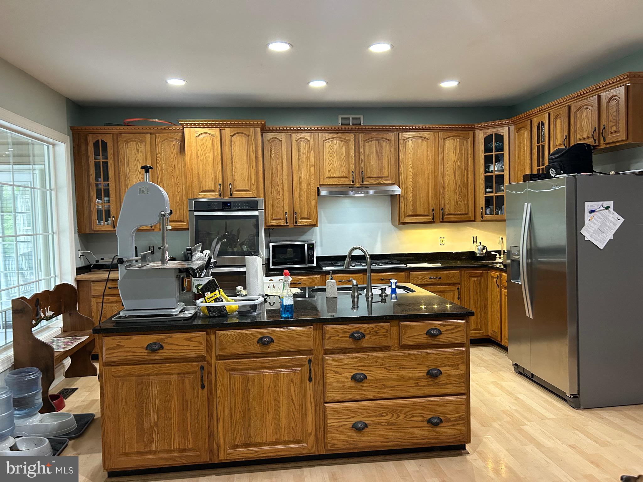 10409 Lees Mill Road Warrenton, VA 20186 - Photo 10 of 57 GOURMET KITCHEN