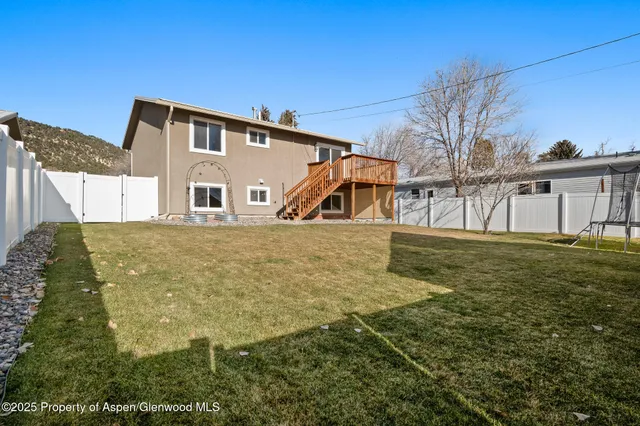 $349,000 | 864 Hill Street, Meeker, CO 81641