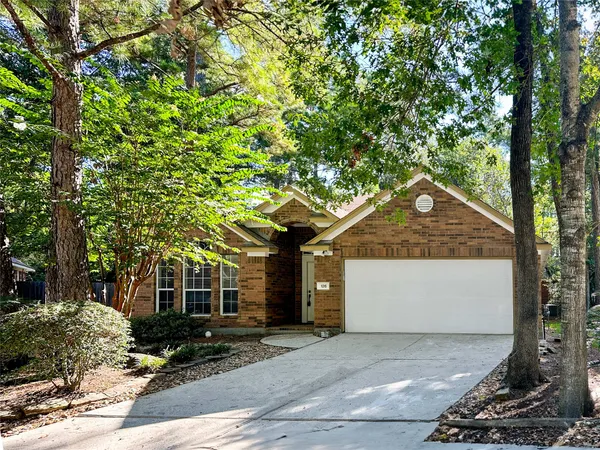 $2,200 | 126 North Willow Point Circle, The Woodlands, TX 77382