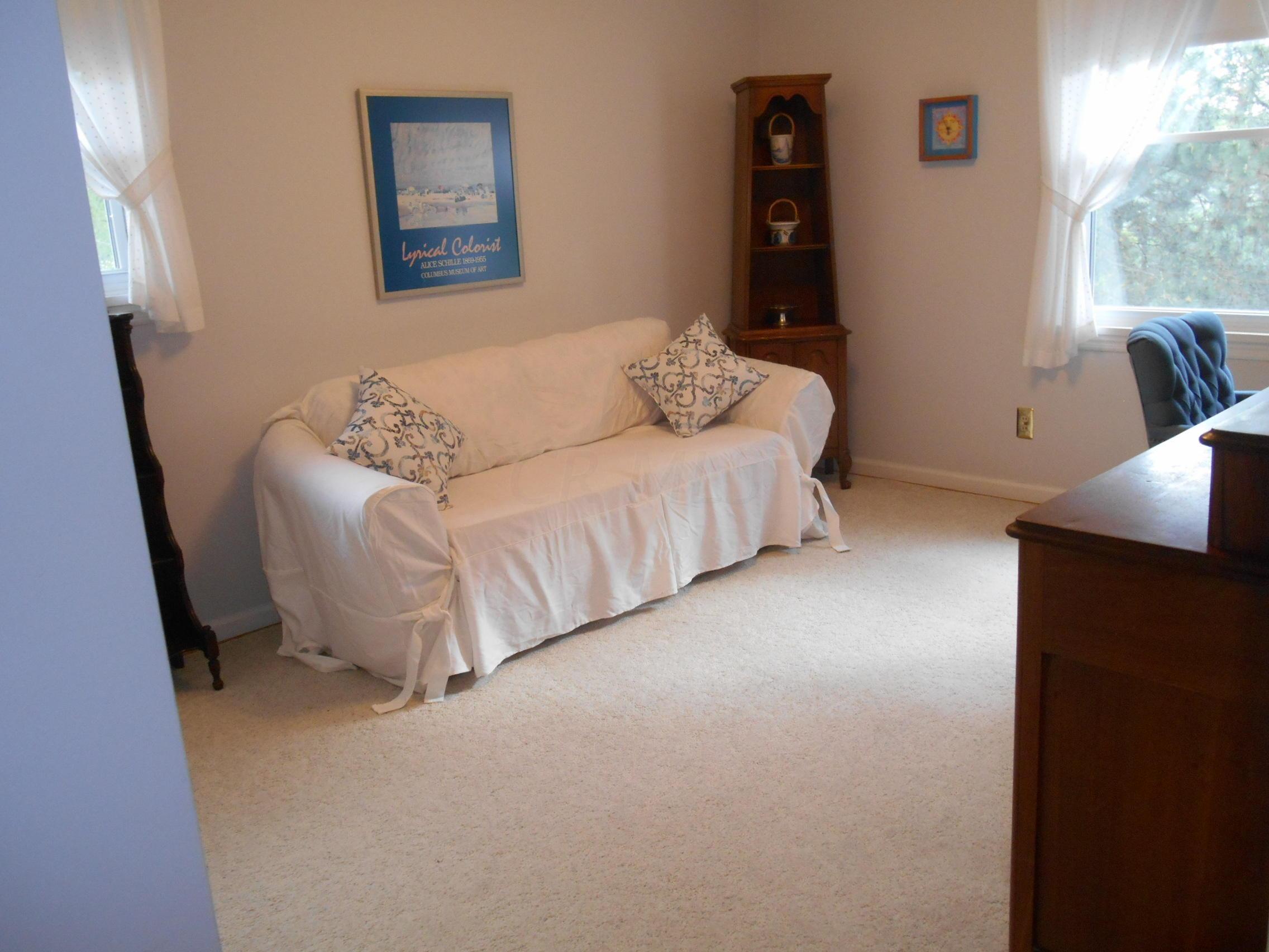 2615 Charing Road, Unit D Columbus, OH 43221 - Photo 14 of 18 Gallery Image 14