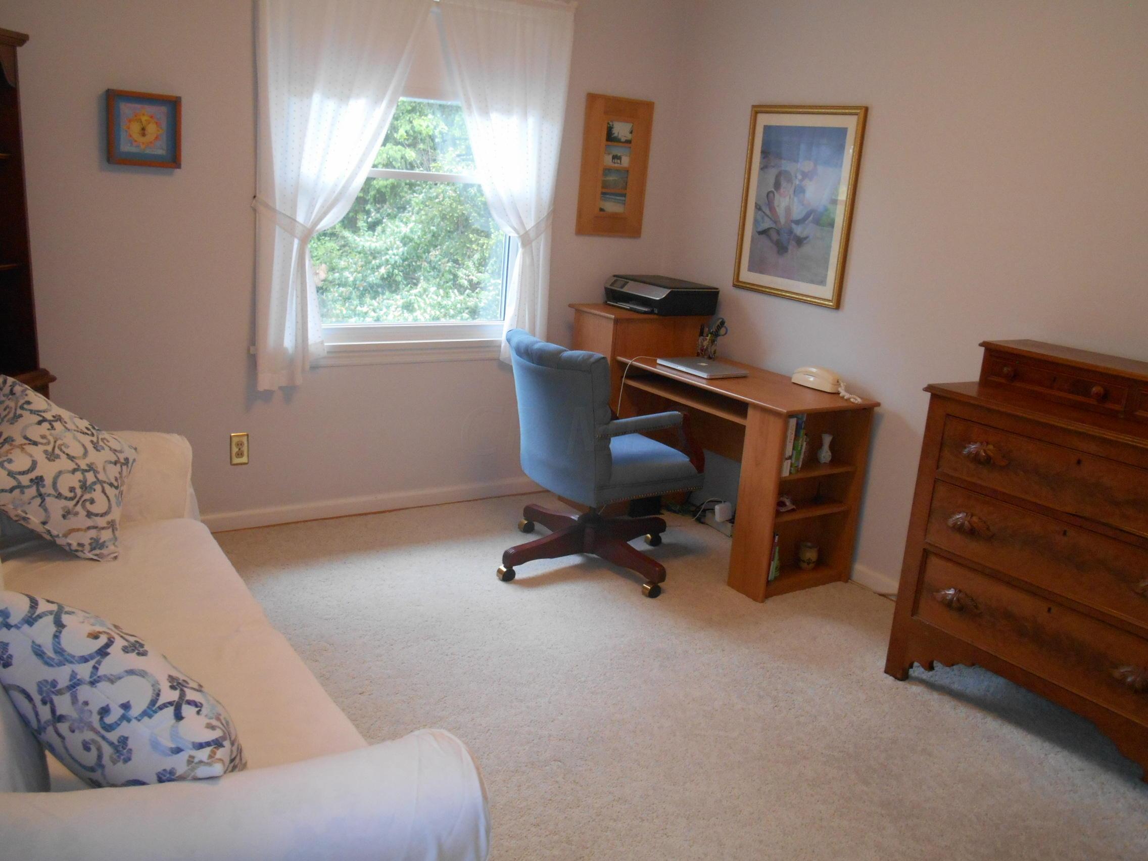2615 Charing Road, Unit D Columbus, OH 43221 - Photo 15 of 18 Gallery Image 15