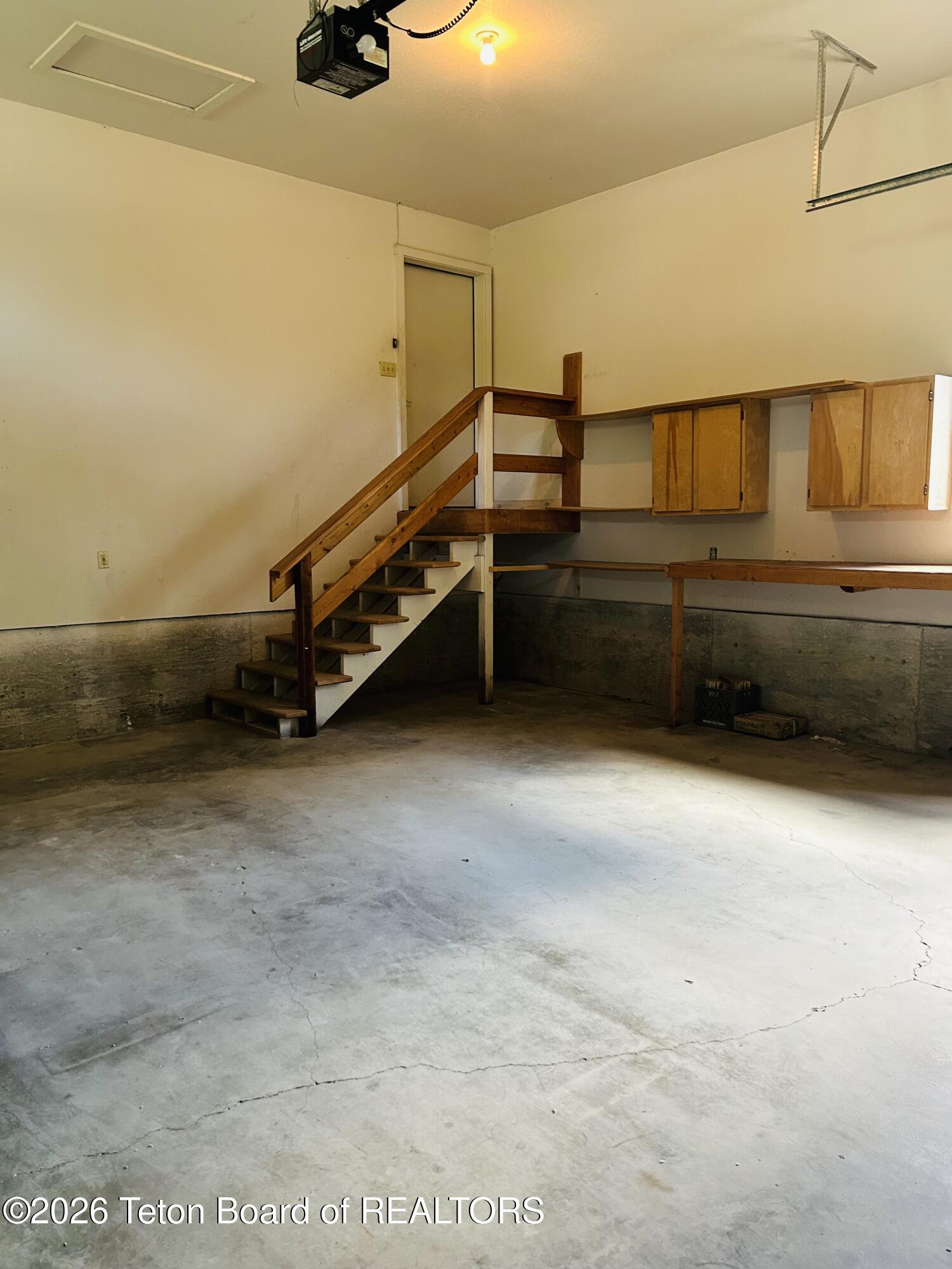 50 Cheyenne Circle Star Valley Ranch, WY 83127 - Photo 14 of 25 Garage