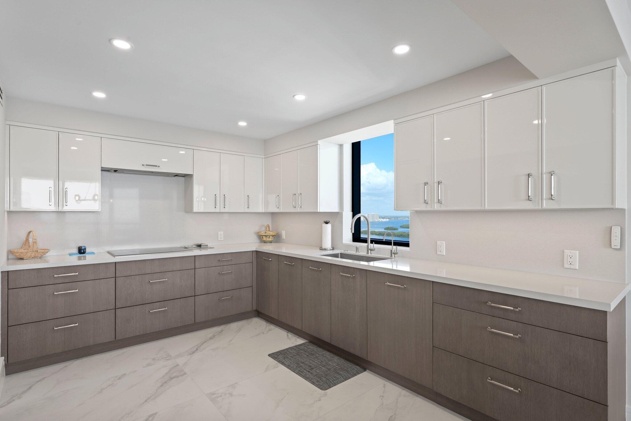 5380 North Ocean Drive, Unit 24I Riviera Beach, FL 33404 - Photo 20 of 62 Kitchen