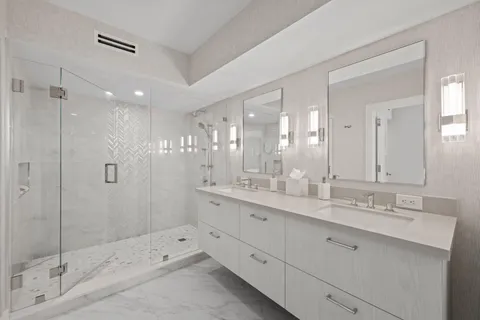 $1,995,000 | 5380 North Ocean Drive, Unit 24I, Riviera Beach, FL 33404