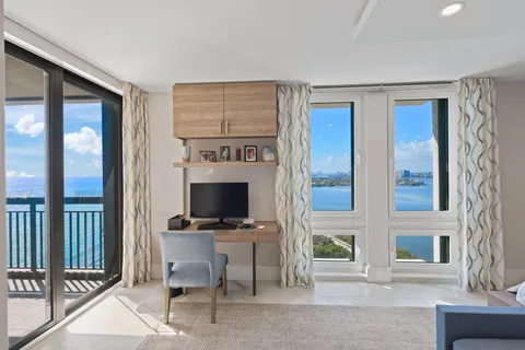 $1,995,000 | 5380 North Ocean Drive, Unit 24I, Riviera Beach, FL 33404