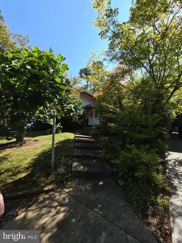 $4,300 | 11902 Enid Drive, Potomac, MD 20854