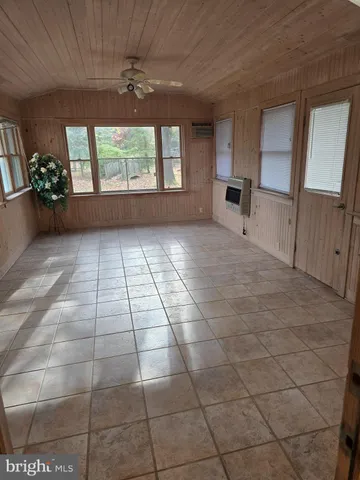 $4,300 | 11902 Enid Drive, Potomac, MD 20854