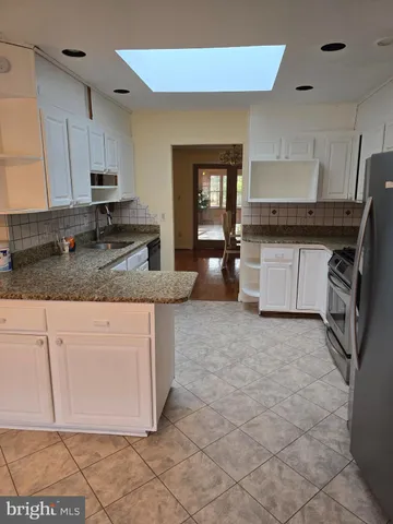 $4,300 | 11902 Enid Drive, Potomac, MD 20854