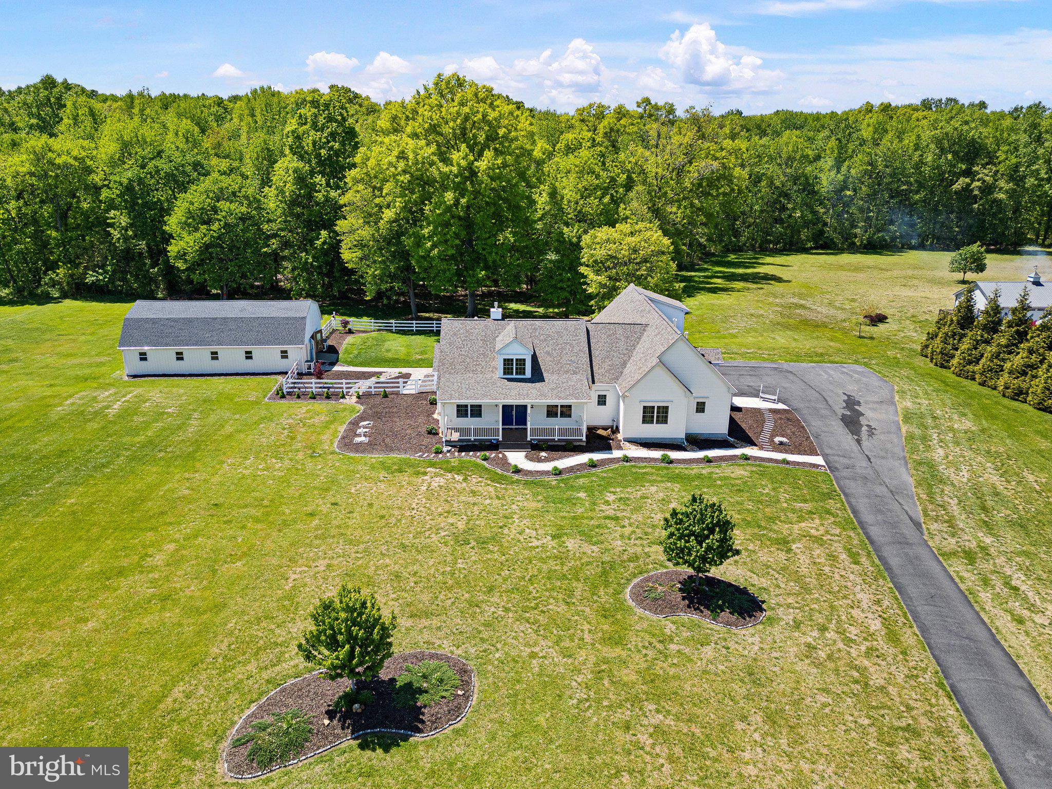 5916 Summit Bridge Road Townsend, DE 19734 - Photo 1 of 41