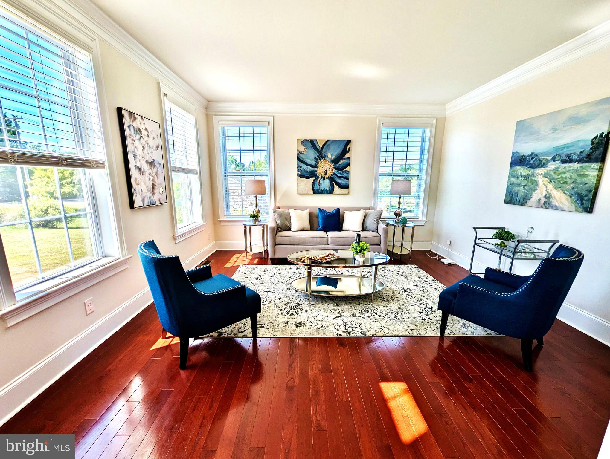 139 Barren Road Media, PA 19063 - Photo 6 of 51 Living room