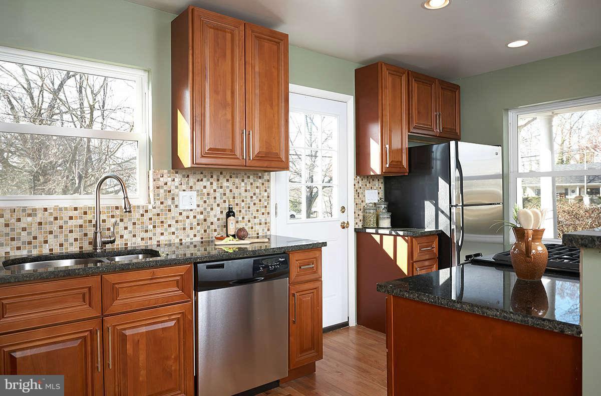 12815 Tamarack Road Silver Spring, MD 20904 - Photo 2 of 8 Kitchen