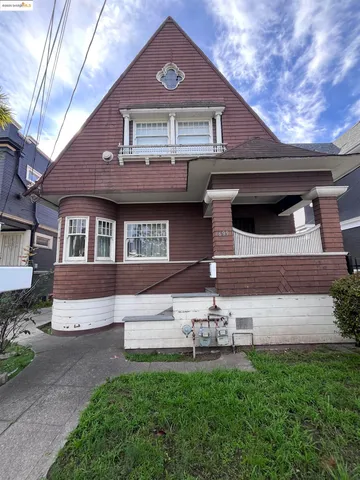 $635,000 | 699 33rd Street, Oakland, CA 94609
