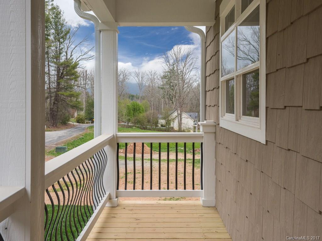 129 White Oak Road Arden, NC 28704 - Photo 3 of 24 Gallery Image 3