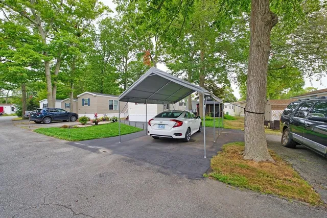 $175,000 | 533 Forest Avenue, Middletown, RI 02842