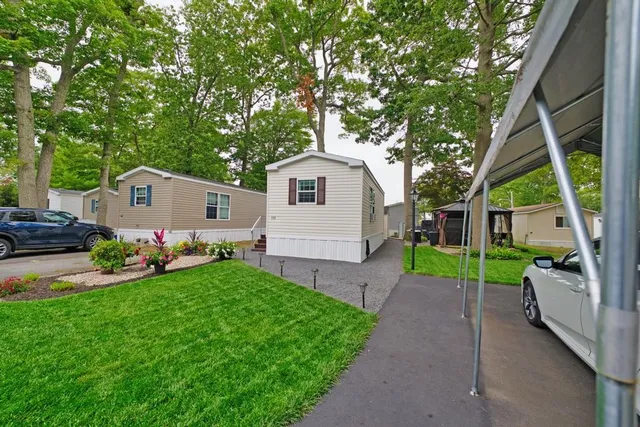 $175,000 | 533 Forest Avenue, Middletown, RI 02842