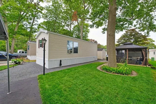 $175,000 | 533 Forest Avenue, Middletown, RI 02842