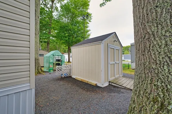 $175,000 | 533 Forest Avenue, Middletown, RI 02842