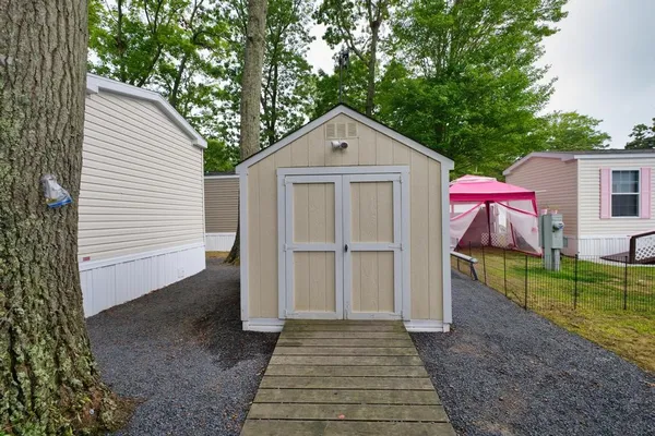 $175,000 | 533 Forest Avenue, Middletown, RI 02842
