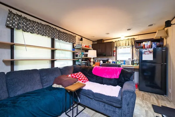 $175,000 | 533 Forest Avenue, Middletown, RI 02842