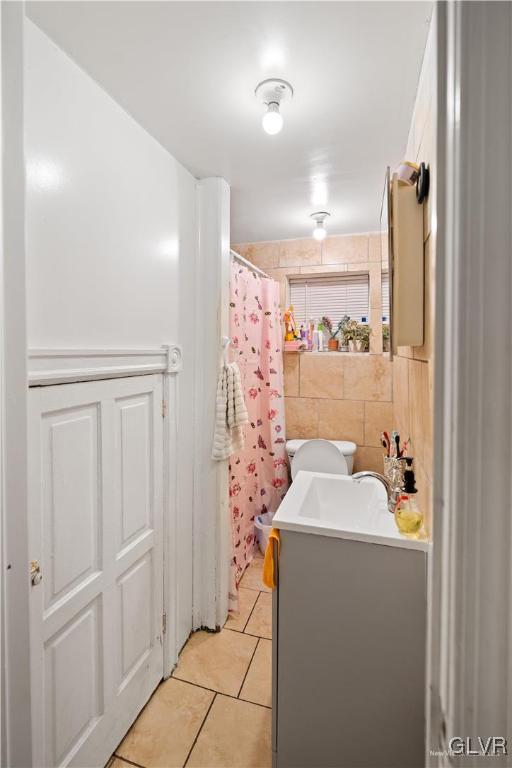 422 Ridge Avenue Allentown, PA 18102 - Photo 3 of 30 Gallery Image 3