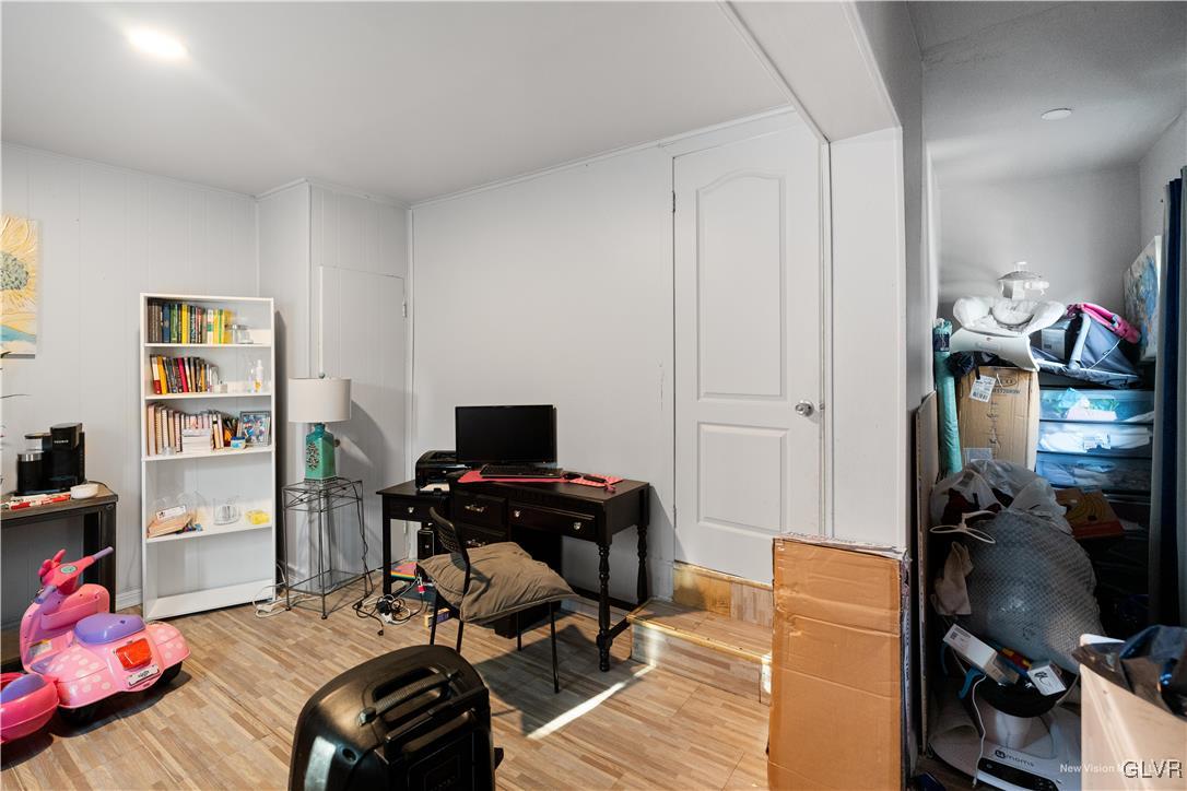 422 Ridge Avenue Allentown, PA 18102 - Photo 5 of 30 Gallery Image 5