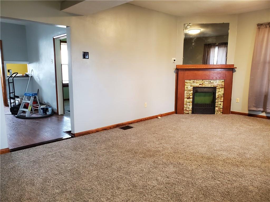 207 Maple Avenue Butler, PA 16001 - Photo 3 of 17 Gallery Image 3