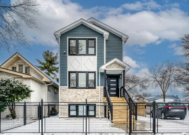 $599,900 | 1258 North Mayfield Avenue, Chicago, IL 60651