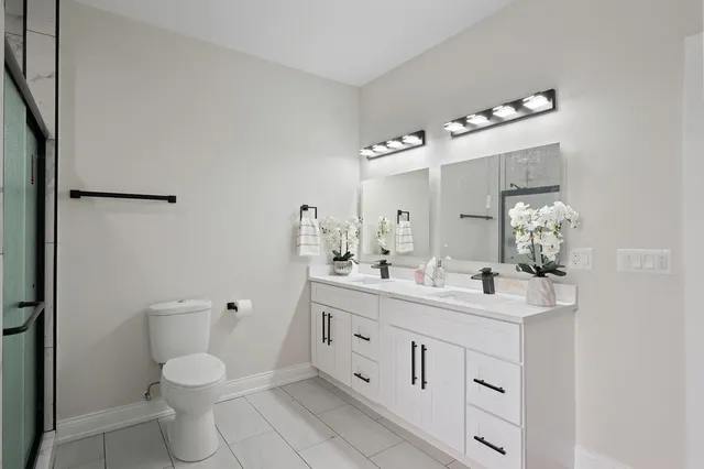 $599,900 | 1258 North Mayfield Avenue, Chicago, IL 60651