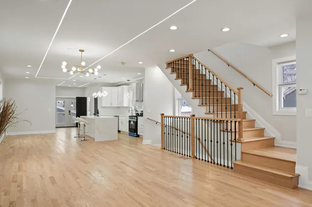 $599,900 | 1258 North Mayfield Avenue, Chicago, IL 60651