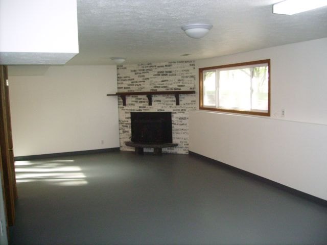 5823 South Chapman Road Greenacres, WA 99016 - Photo 5 of 9