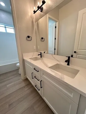 $822,560 | 1644 Heirloom Avenue, Clovis, CA 93619