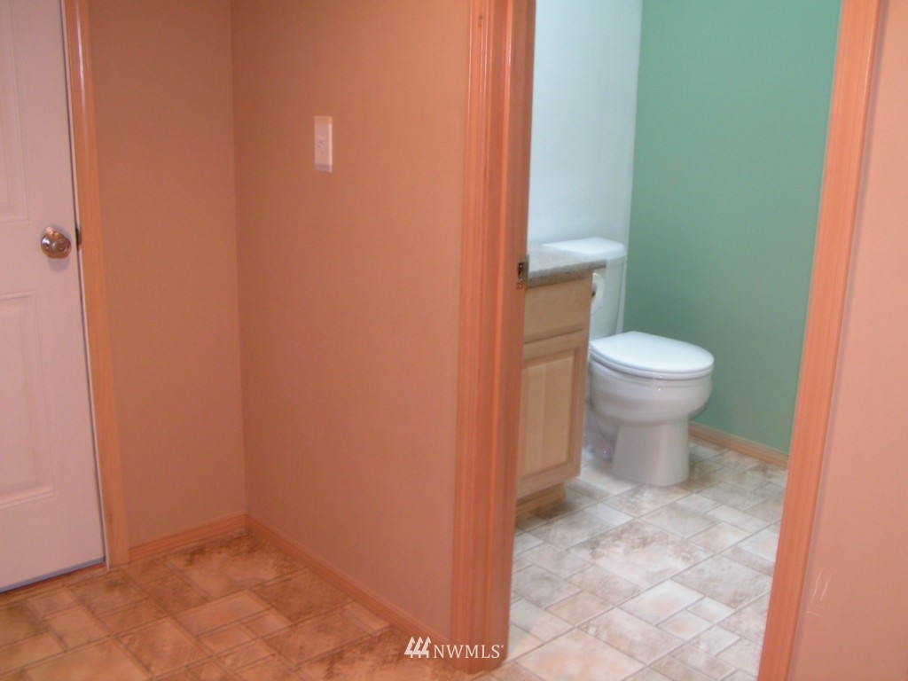 297 Glass Road Port Angeles, WA 98362 - Photo 11 of 15 Gallery Image 11