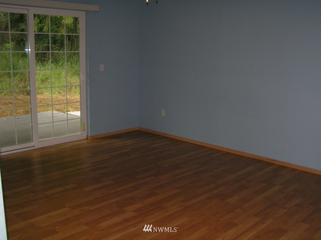 297 Glass Road Port Angeles, WA 98362 - Photo 12 of 15 Gallery Image 12