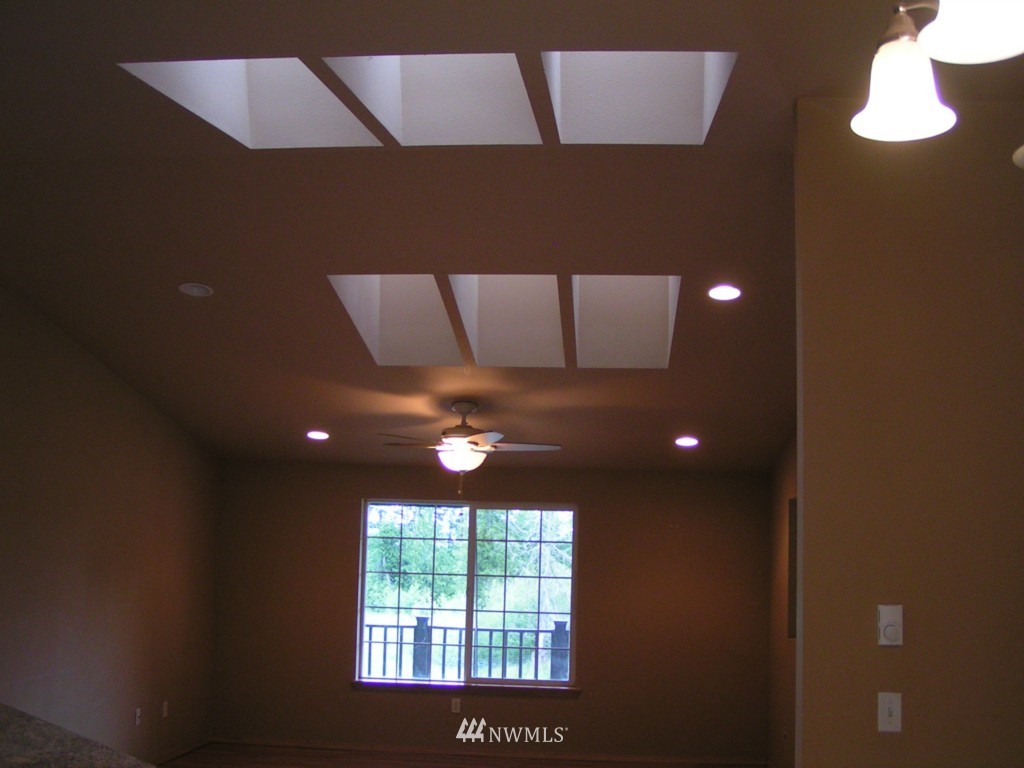 297 Glass Road Port Angeles, WA 98362 - Photo 8 of 15 Gallery Image 8