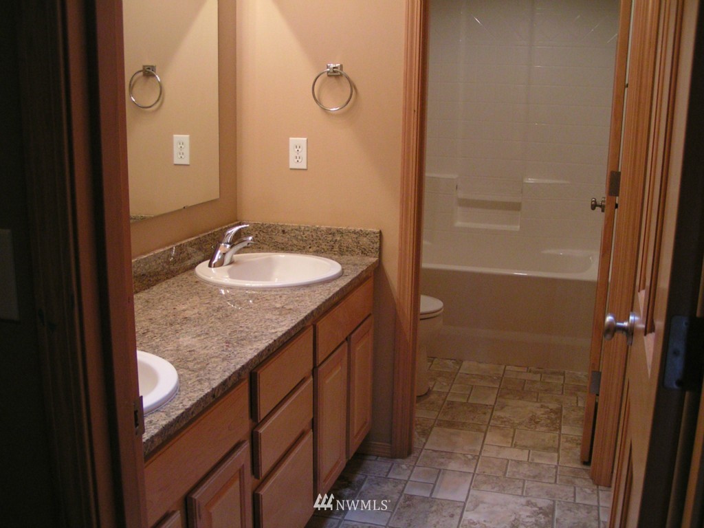 297 Glass Road Port Angeles, WA 98362 - Photo 9 of 15 Gallery Image 9