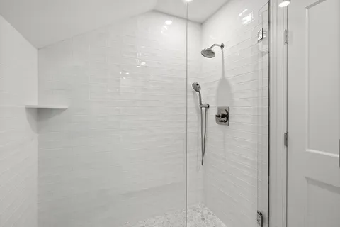 $1,999,000 | 64 Pleasant Street, Unit B, Marblehead, MA 01945