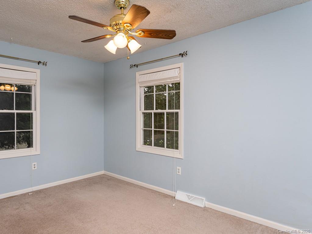 19 Glen Meadows Road, Unit 65 Arden, NC 28704 - Photo 21 of 35 Gallery Image 21