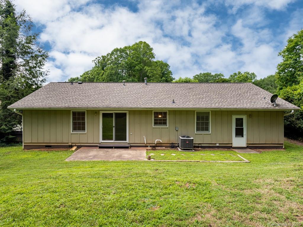 19 Glen Meadows Road, Unit 65 Arden, NC 28704 - Photo 30 of 35 Gallery Image 30