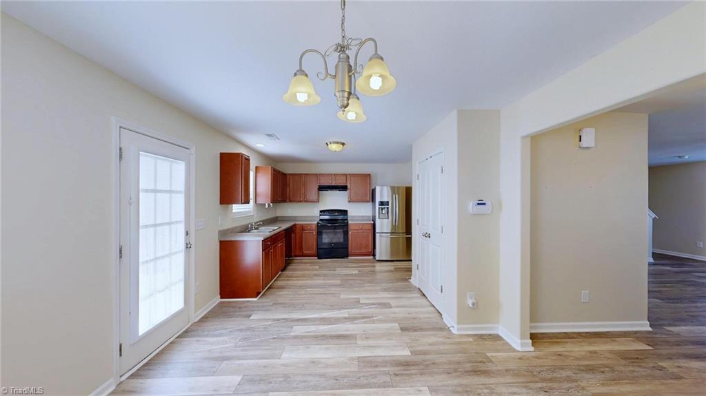 467 Ridgebrooke Drive High Point, NC 27265 - Photo 17 of 47