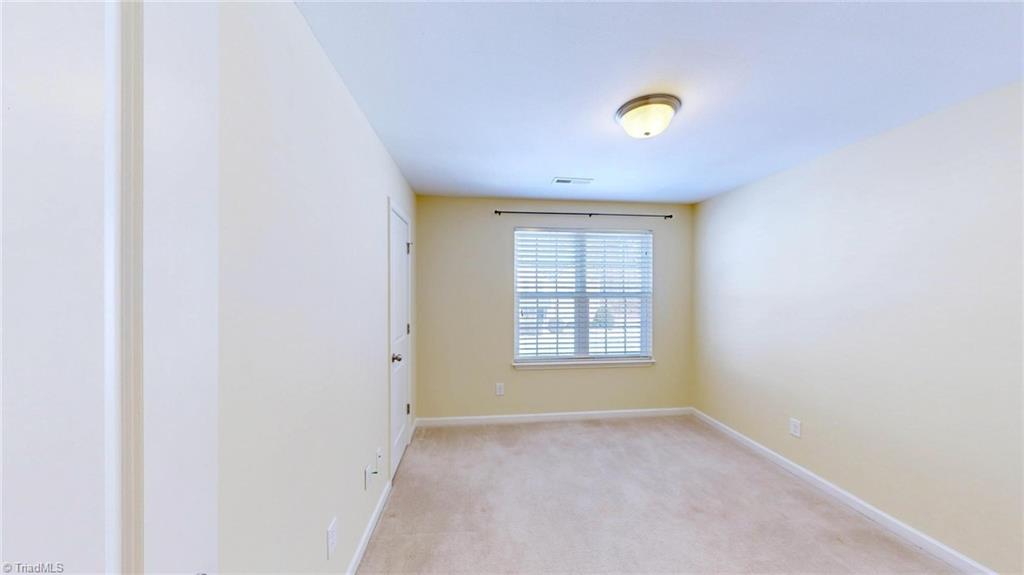 467 Ridgebrooke Drive High Point, NC 27265 - Photo 21 of 47