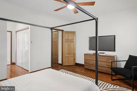 $850,000 | 2424 Lombard Street, Philadelphia, PA 19146