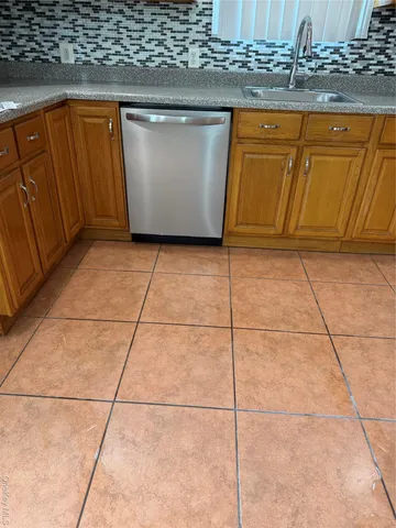 $3,500 | 221-18 91st Road | Queens Village