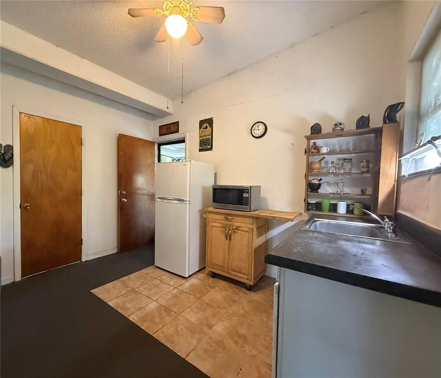 23946 Indigo Road Astor, FL 32102 - Photo 8 of 20