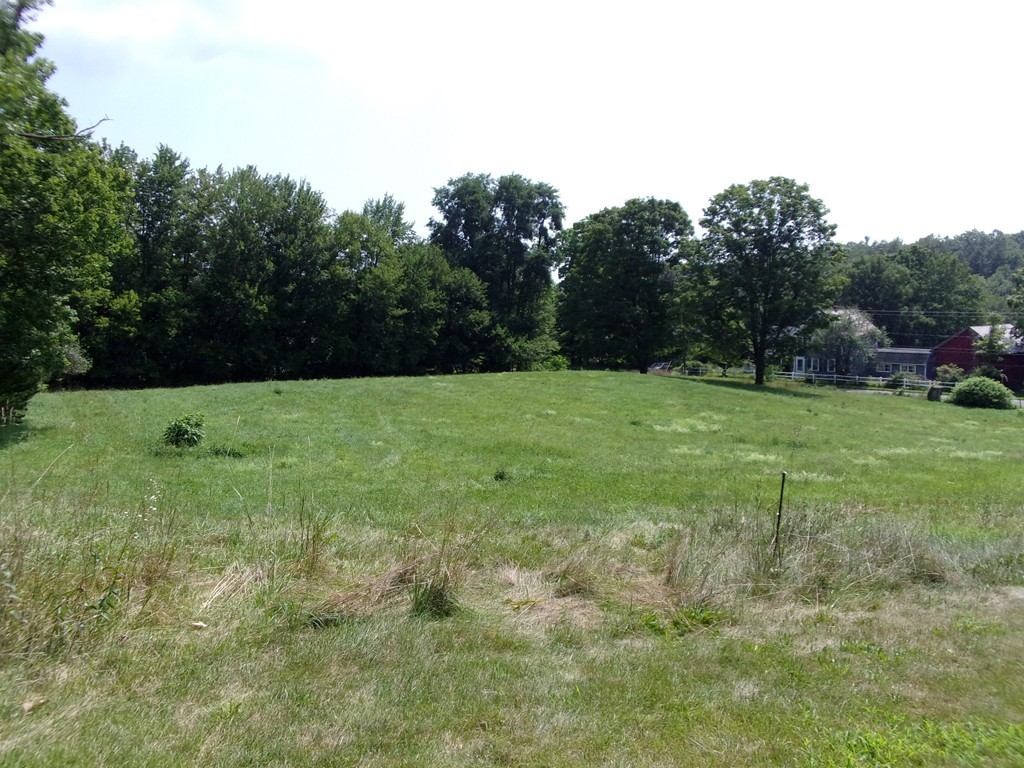 32 Fomer Road Southampton, MA 01073 - Photo 8 of 30
