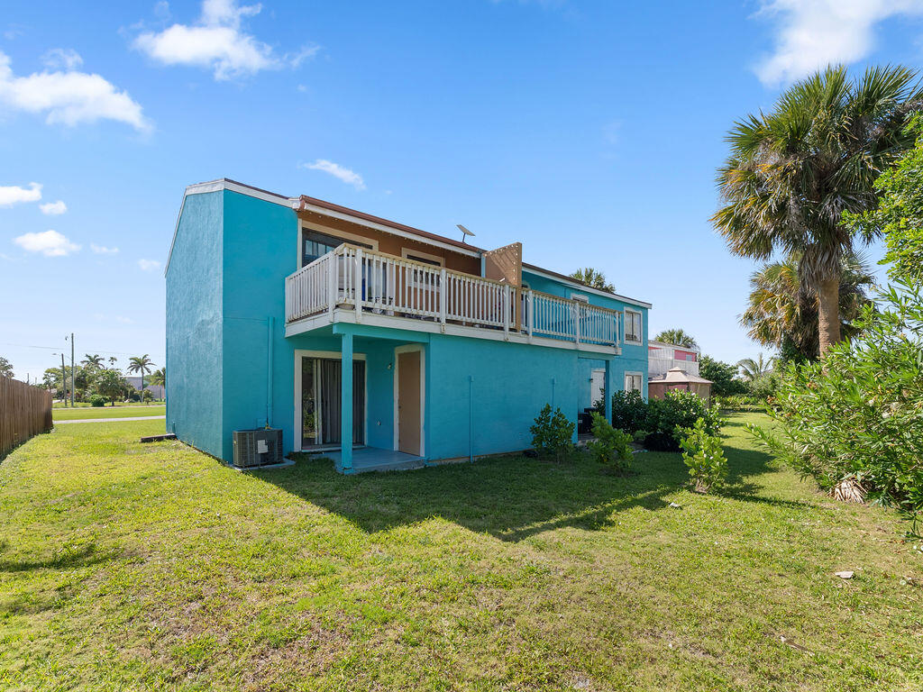 642 Eldorado Street Fort Pierce, FL 34949 - Photo 6 of 20 _DSC2941