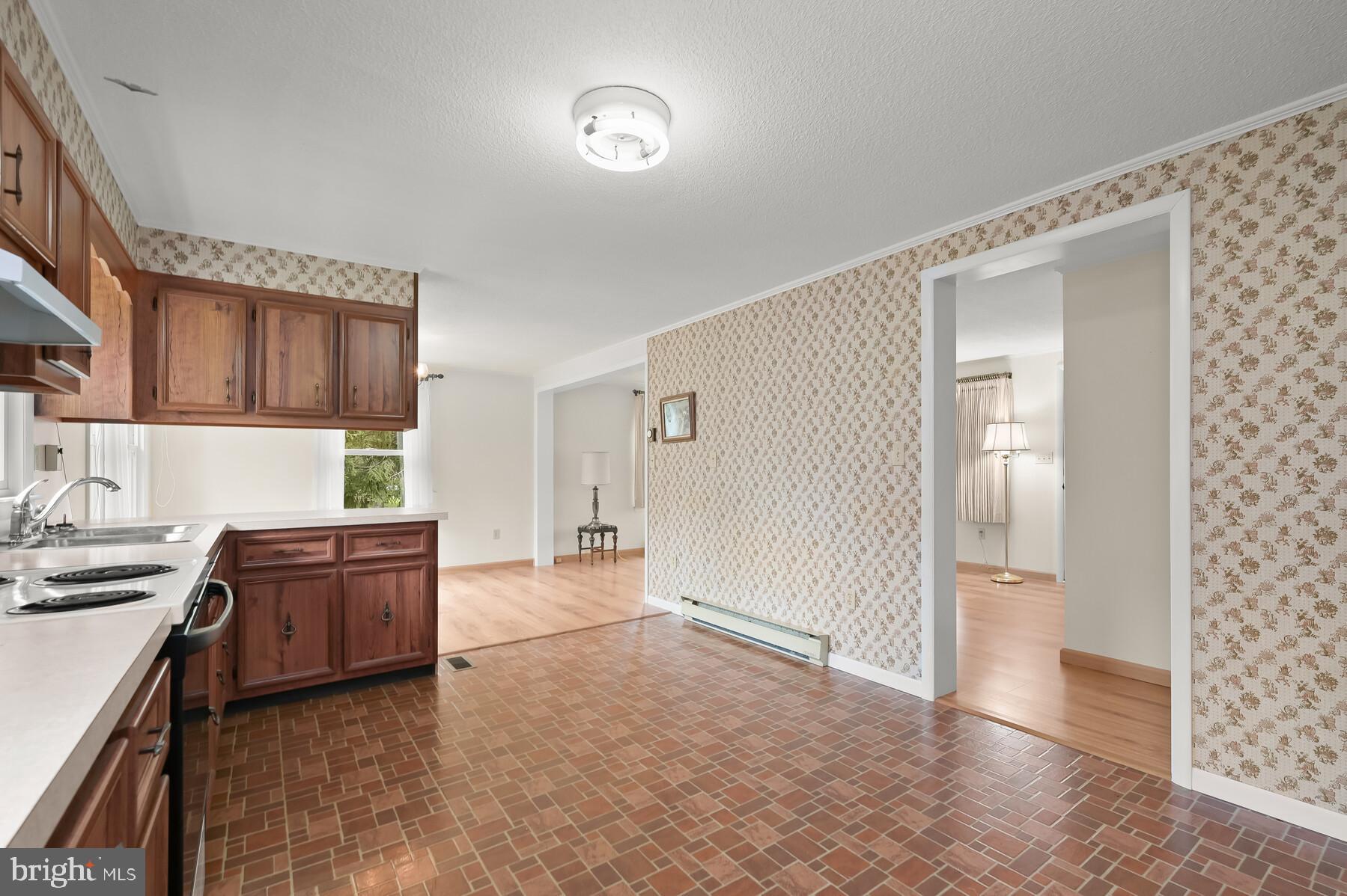 4098 Baptist Road Taneytown, MD 21787 - Photo 14 of 32